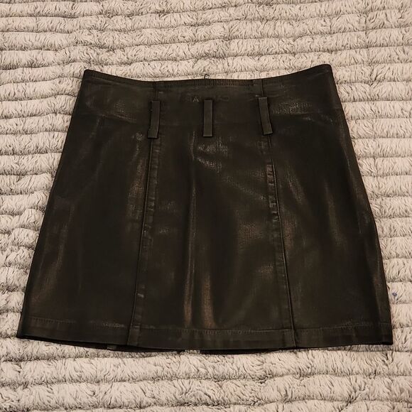 Black coated "Anne" Carmar mini skirt size 26, new with tags! - Picture 7 of 9